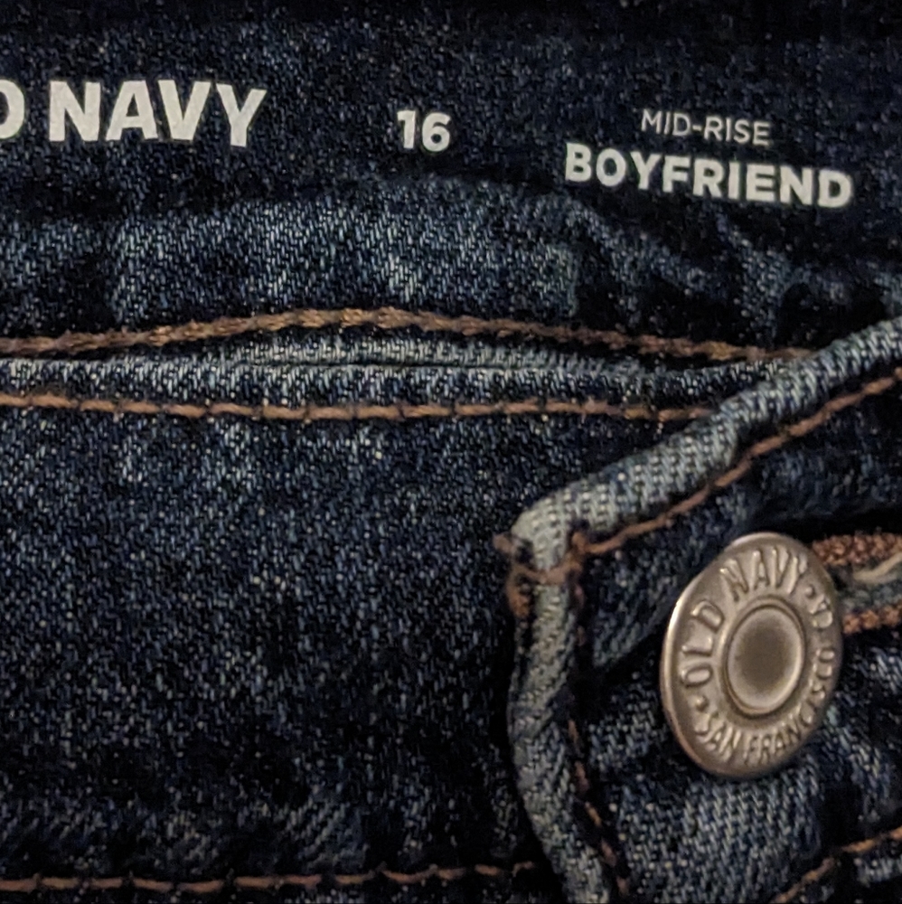Old Navy Midrise Boyfriend Jeans sz 16